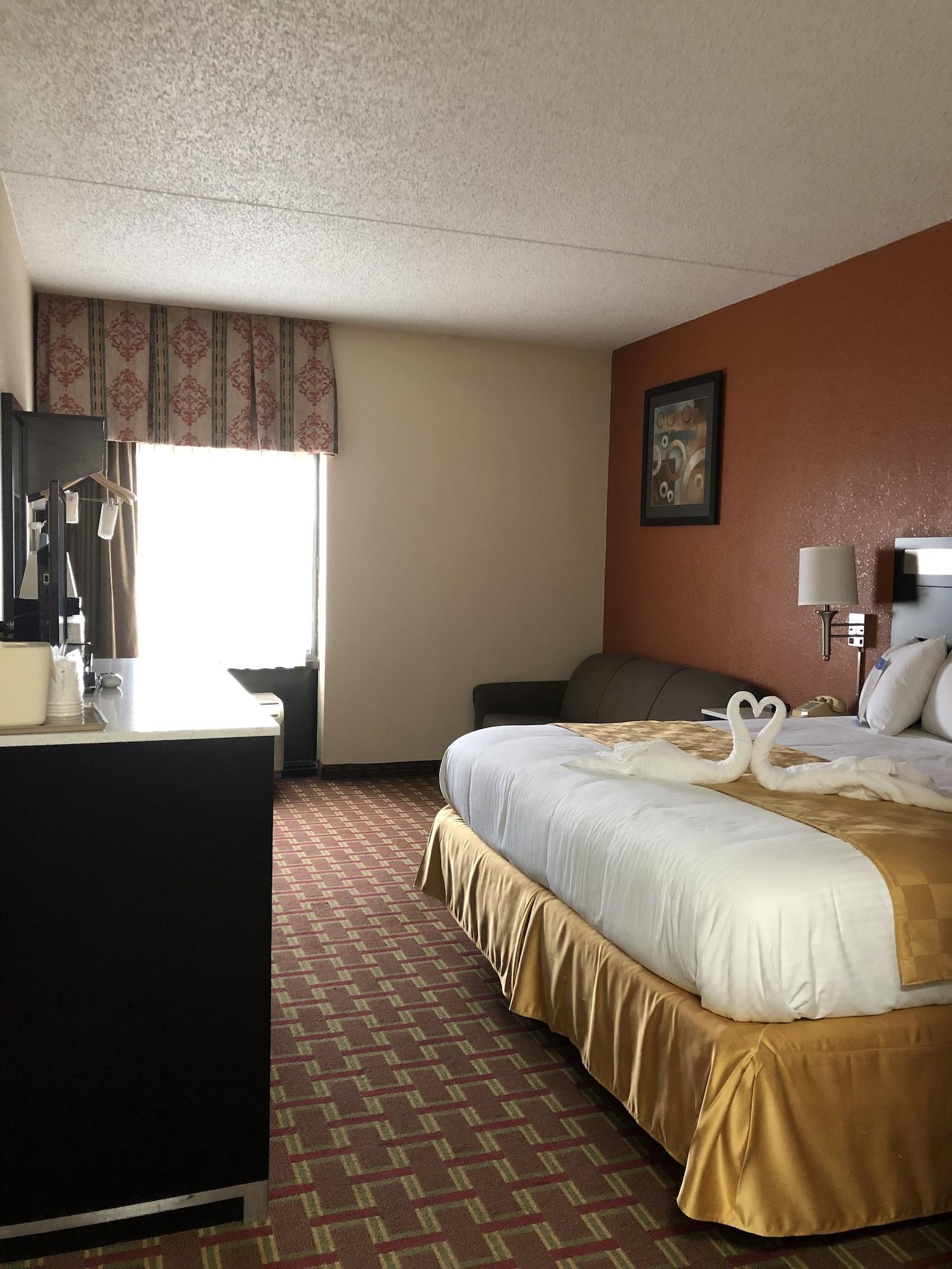 Baymont By Wyndham Cincinnati Sharonville Esterno foto