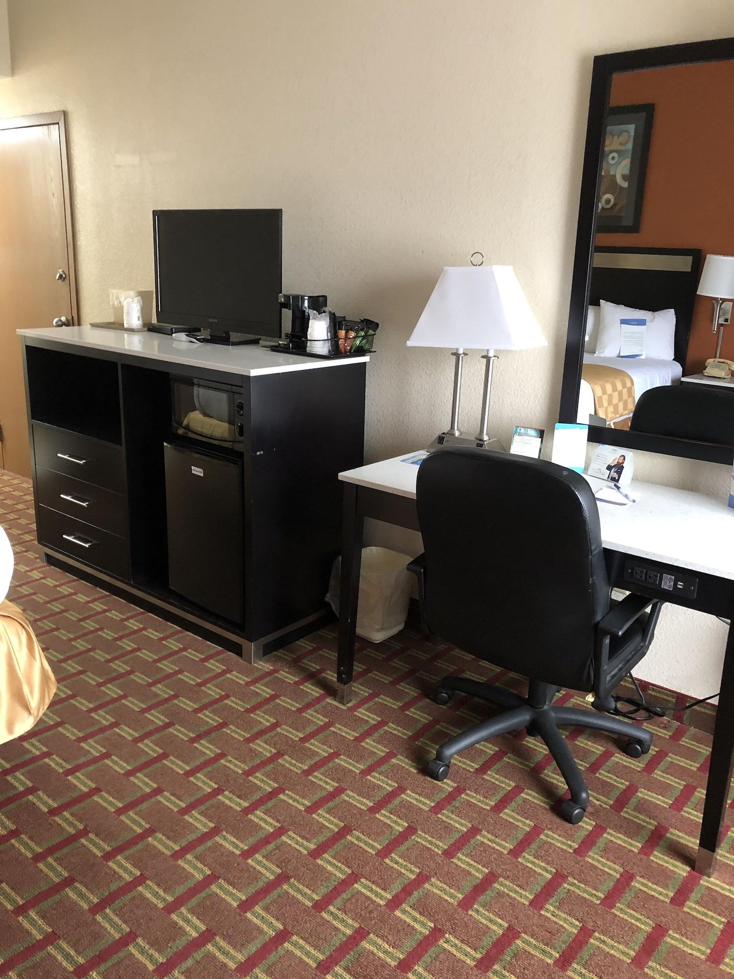 Baymont By Wyndham Cincinnati Sharonville Esterno foto